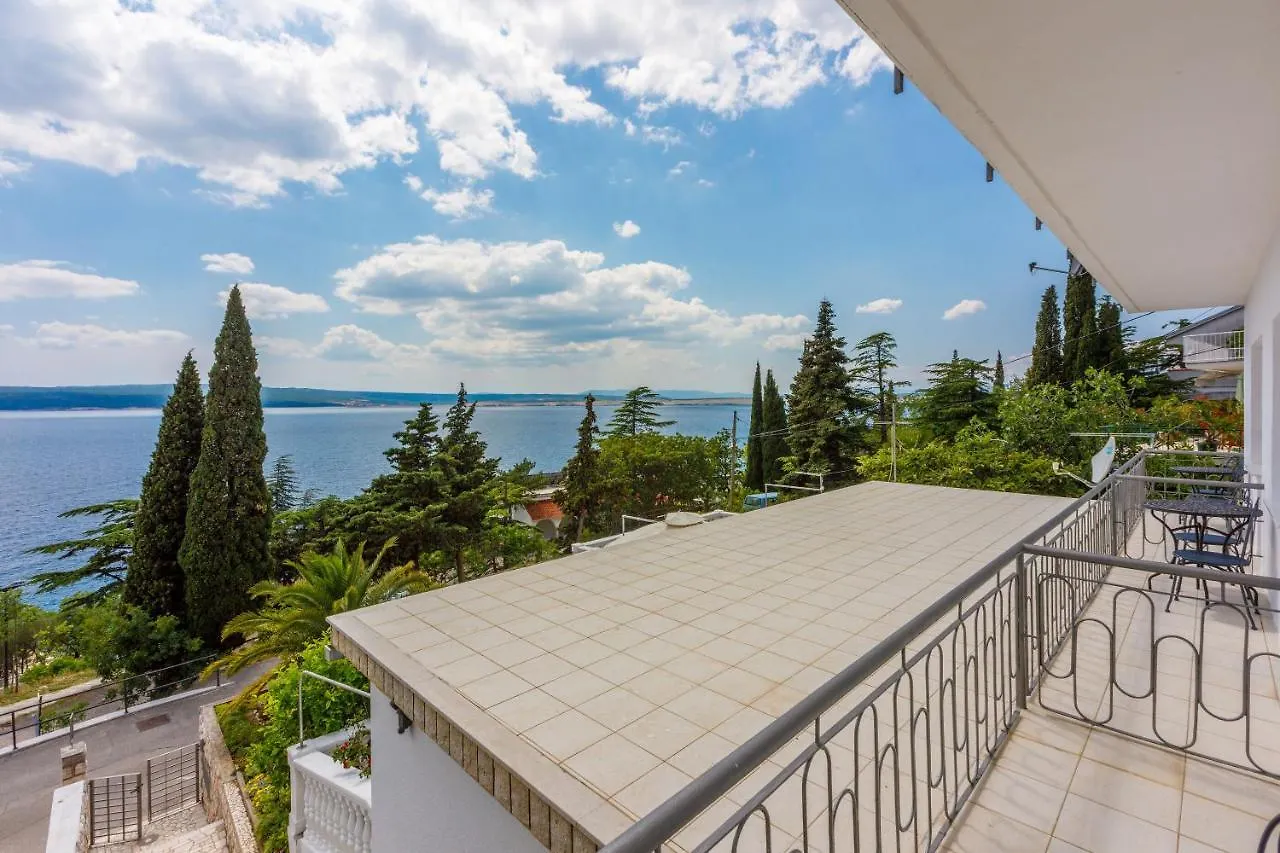 Apartments Lory Dramalj Kroatien